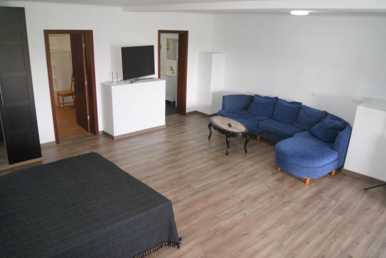 Apartamentos Praia Do Almoxarife Horta  Eksteriør billede
