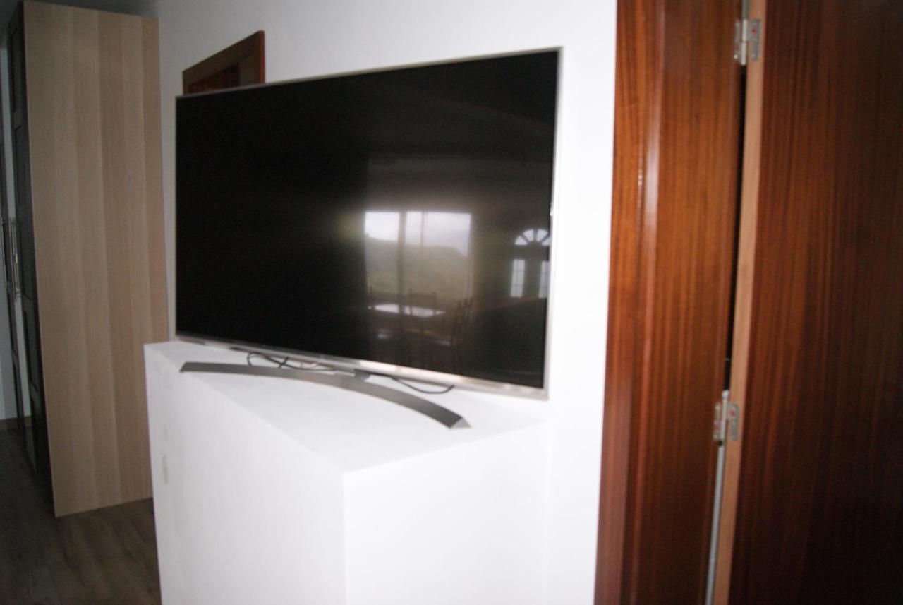 Apartamentos Praia Do Almoxarife Horta  Eksteriør billede