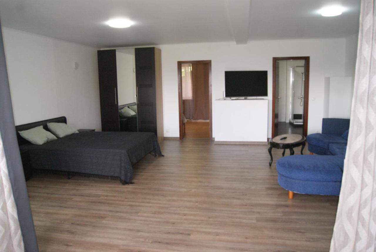 Apartamentos Praia Do Almoxarife Horta  Eksteriør billede