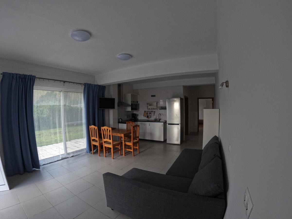 Apartamentos Praia Do Almoxarife Horta  Eksteriør billede
