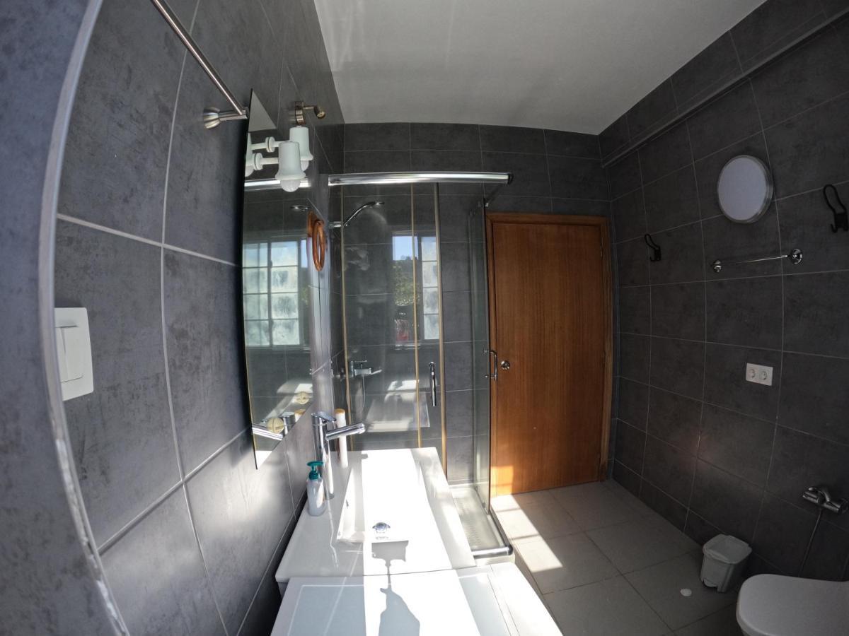 Apartamentos Praia Do Almoxarife Horta  Eksteriør billede