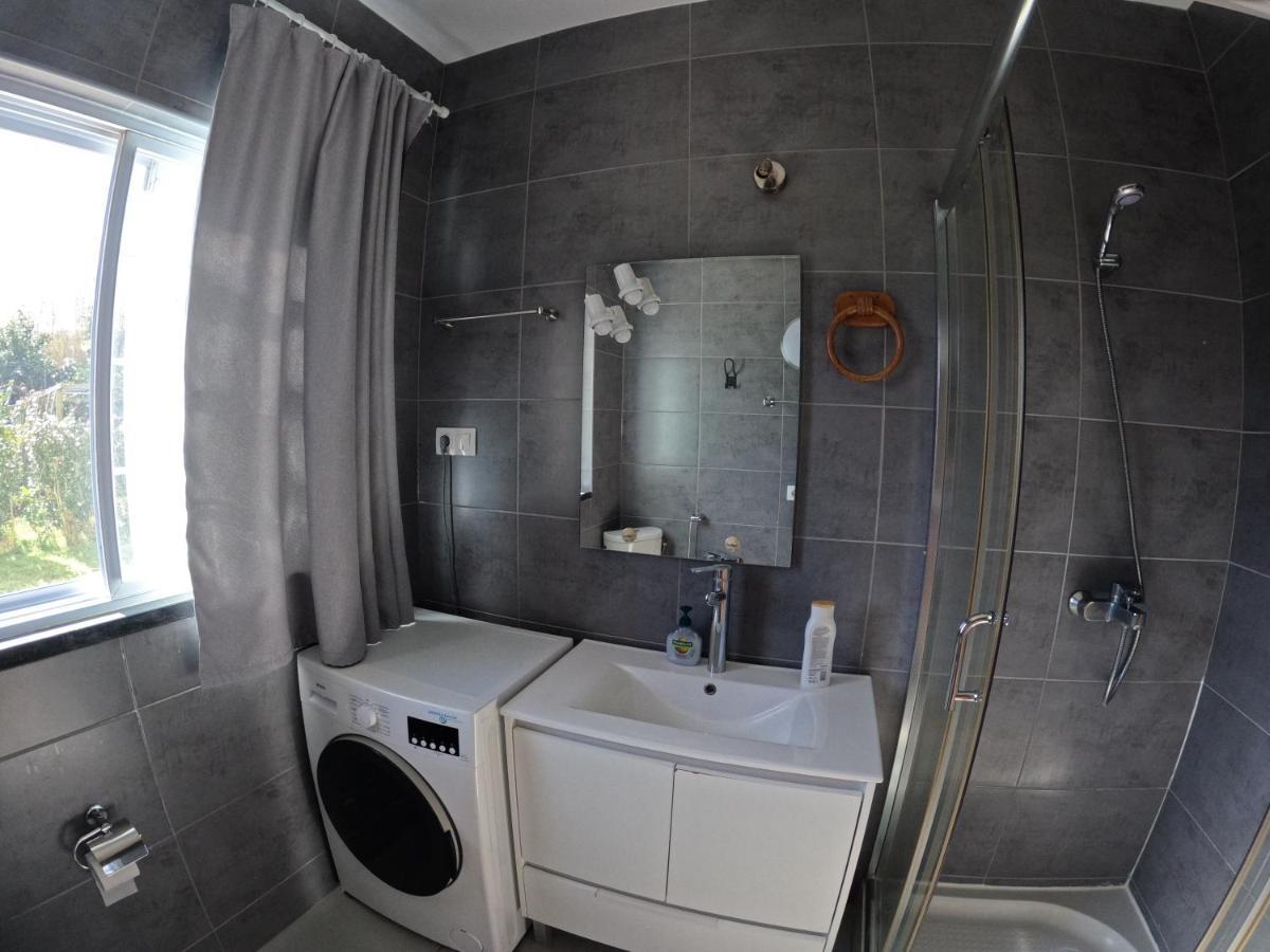 Apartamentos Praia Do Almoxarife Horta  Eksteriør billede