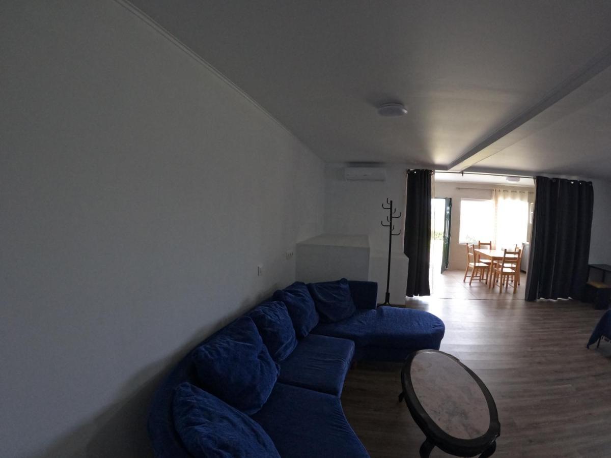 Apartamentos Praia Do Almoxarife Horta  Eksteriør billede