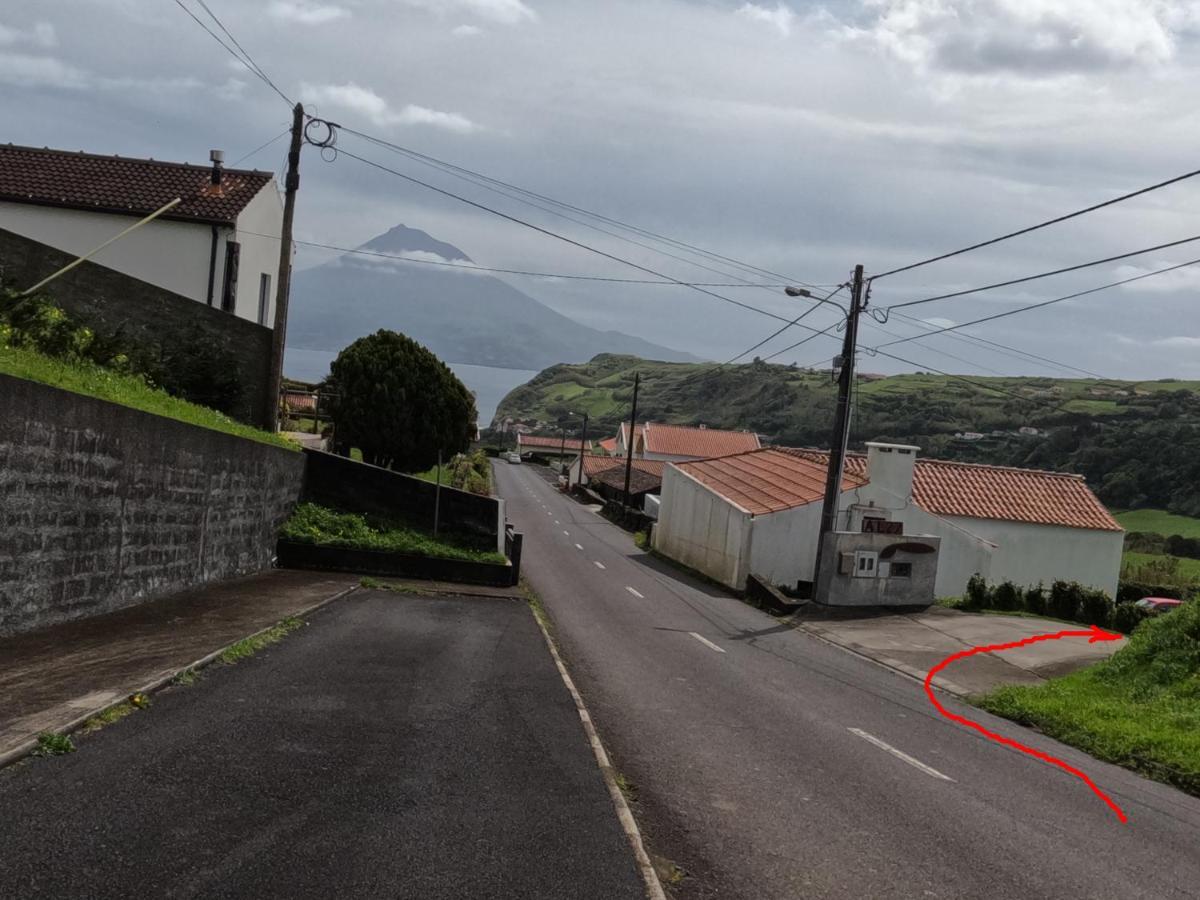 Apartamentos Praia Do Almoxarife Horta  Eksteriør billede