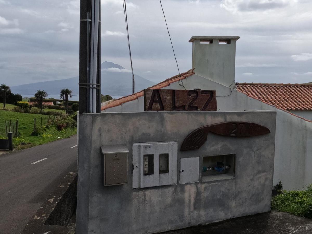 Apartamentos Praia Do Almoxarife Horta  Eksteriør billede