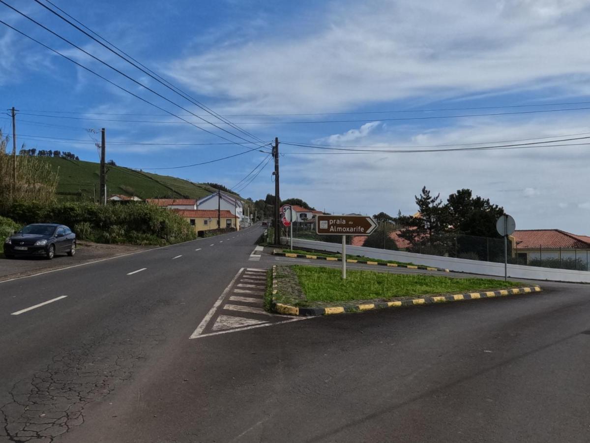 Apartamentos Praia Do Almoxarife Horta  Eksteriør billede